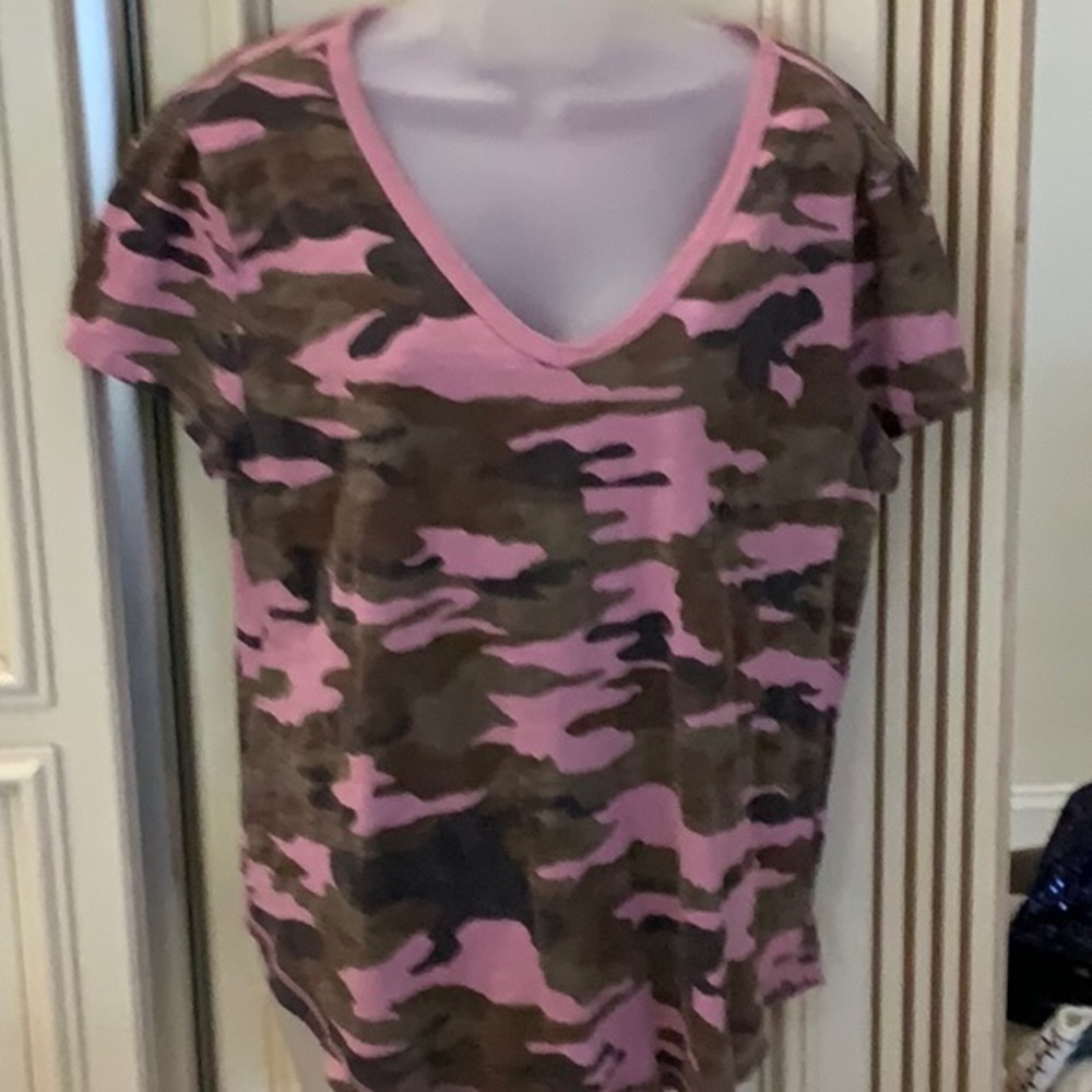 Dylan vee neck tee shirt